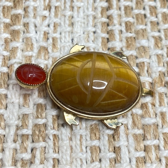 Vtg Brooch Turtle Signed 14k Gold Filled Bojar Scarabs Carved Terrapin Tiger Eye - Picture 2 of 9